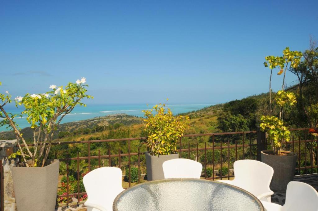 Mon Repos - Rodrigues * Saint Gabriel